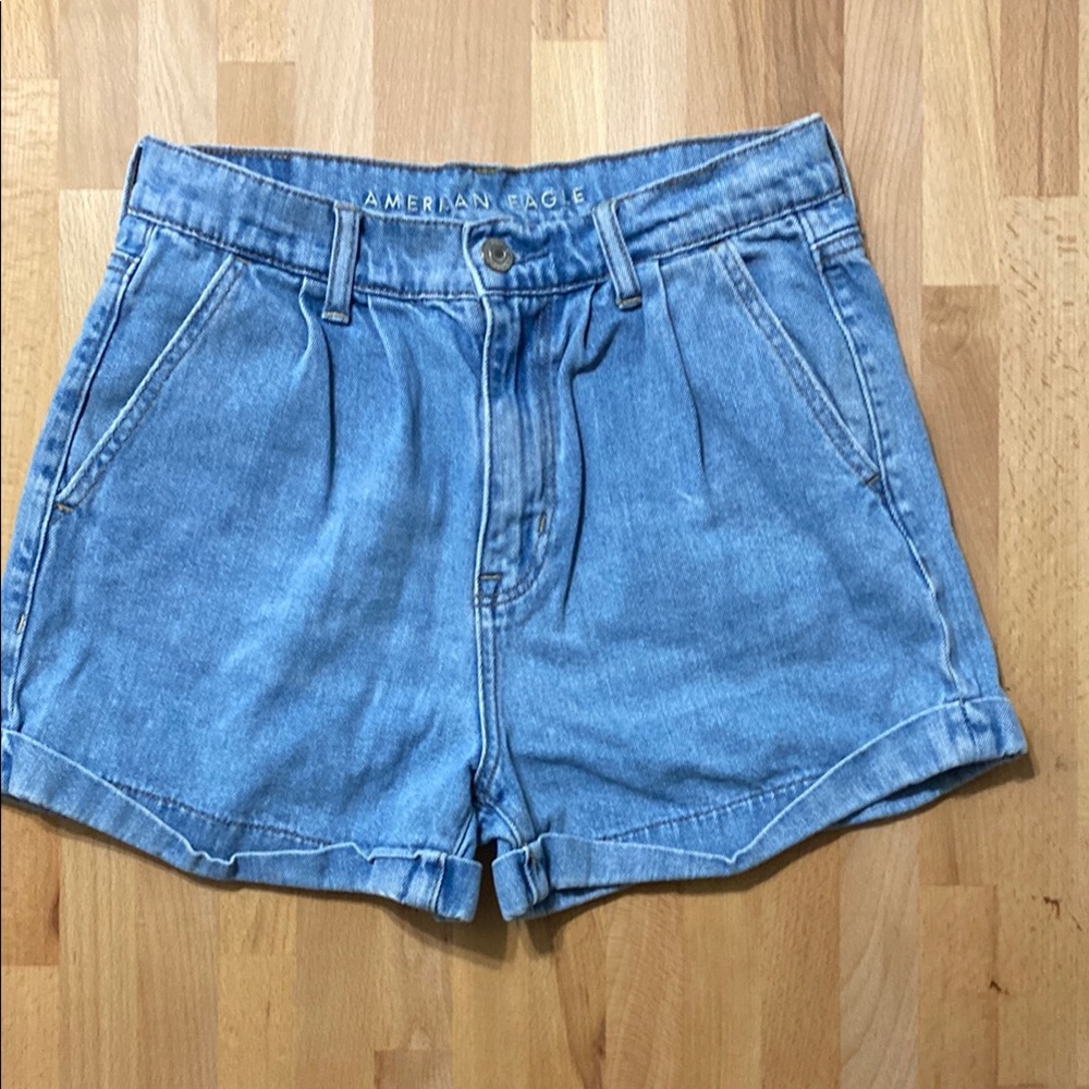 American Eagle Outfitters Women's Blue Denim Shorts